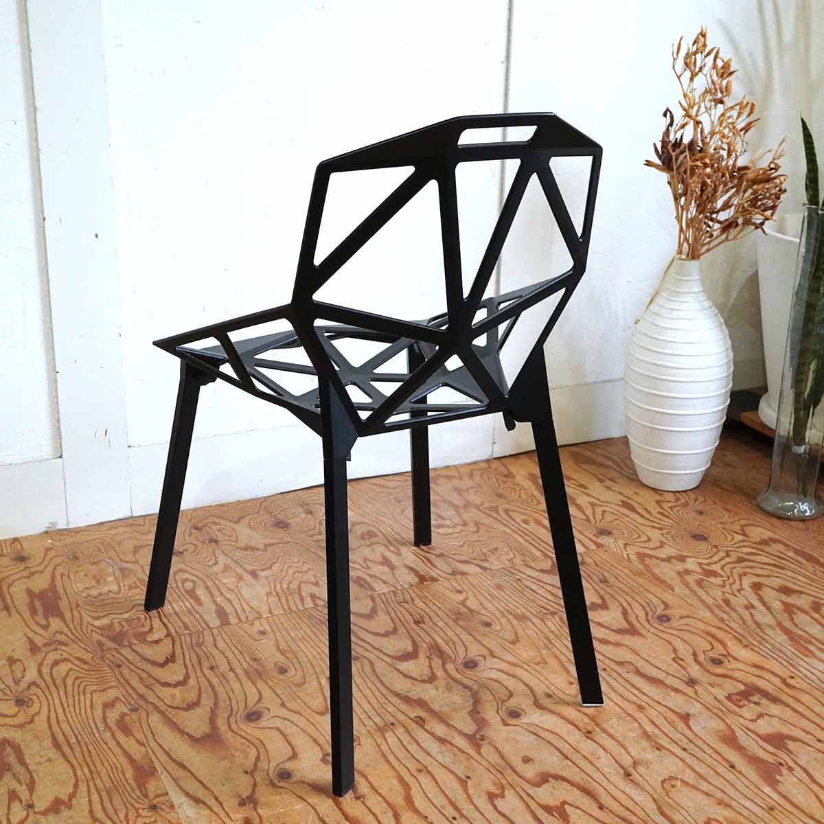 マジス / MAGIS チェア ワン 4レッグ ブラック 【3】 展示品