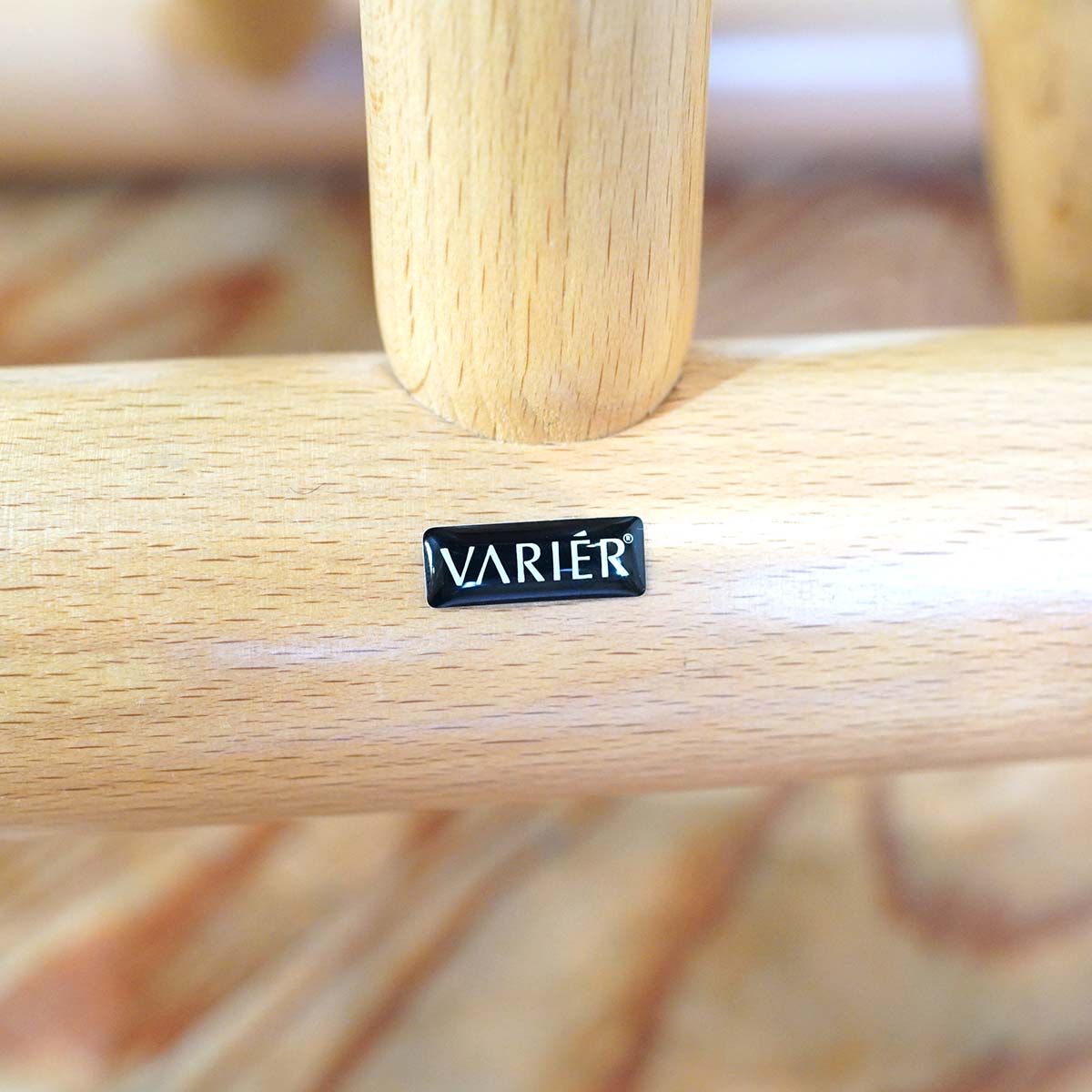 バリエール / VARIER バランスチェア マルチ・バランス / MULTI ジュニアアタッチメント付 ピーター・オプスヴィック ストッケ 中古