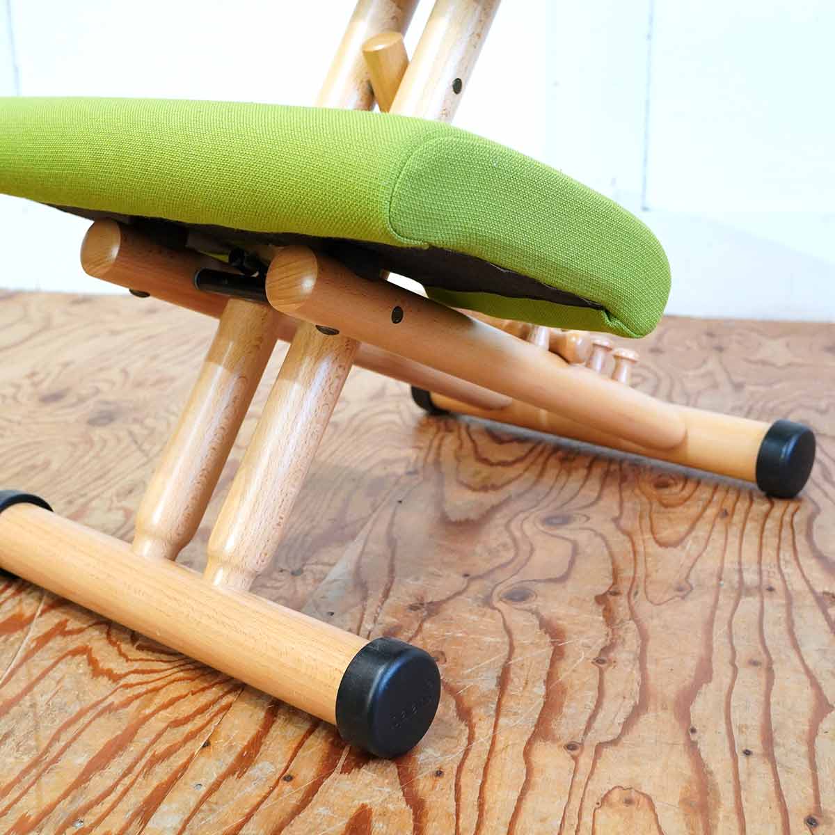 バリエール / VARIER バランスチェア マルチ・バランス / MULTI ジュニアアタッチメント付 ピーター・オプスヴィック ストッケ 中古