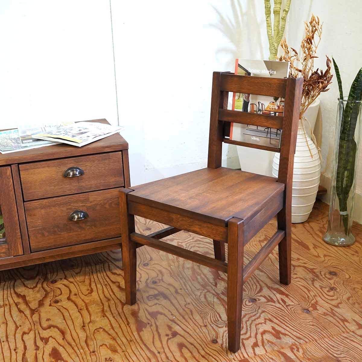 吉桂 ウイスキーオークシリーズ ダイニングチェア ブックラック付 展示品