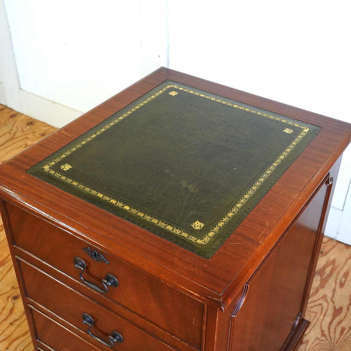 アンティーク キャビネット【1】 引き出し 鍵付き チェスト