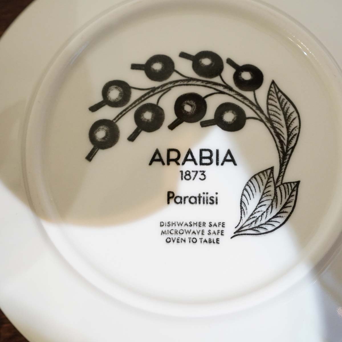 アラビア / ARABIA パラティッシ ティーカップ&ソーサー ブラック 【2】 中古