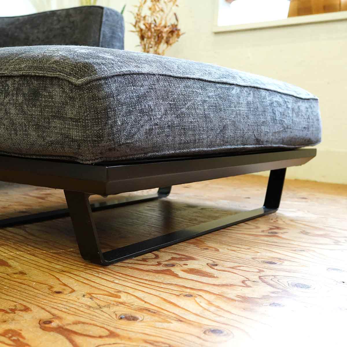 フクラ / HUKLA カストール N528 オットマン スツール 中古