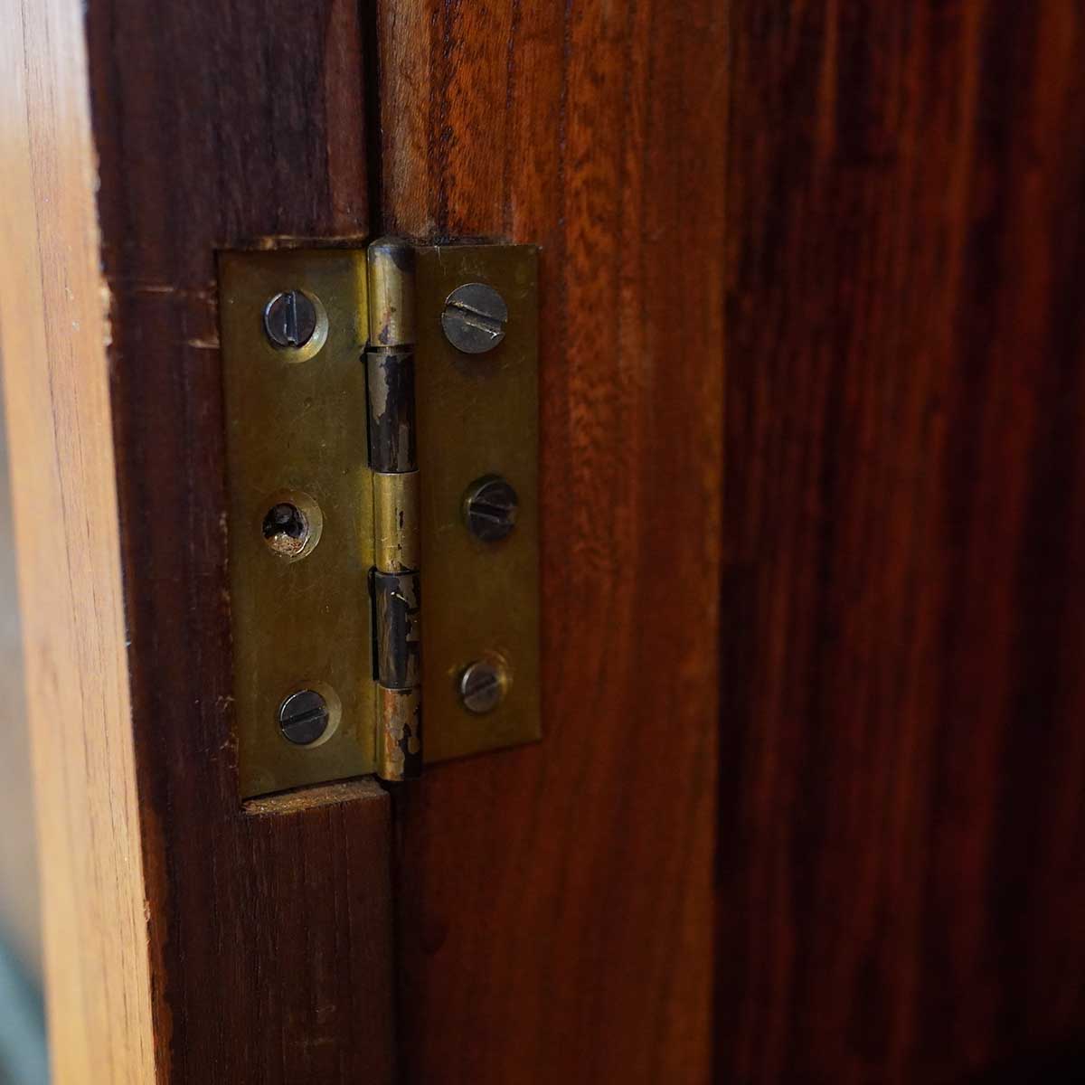 アンティーク キャビネット 色ガラス 収納