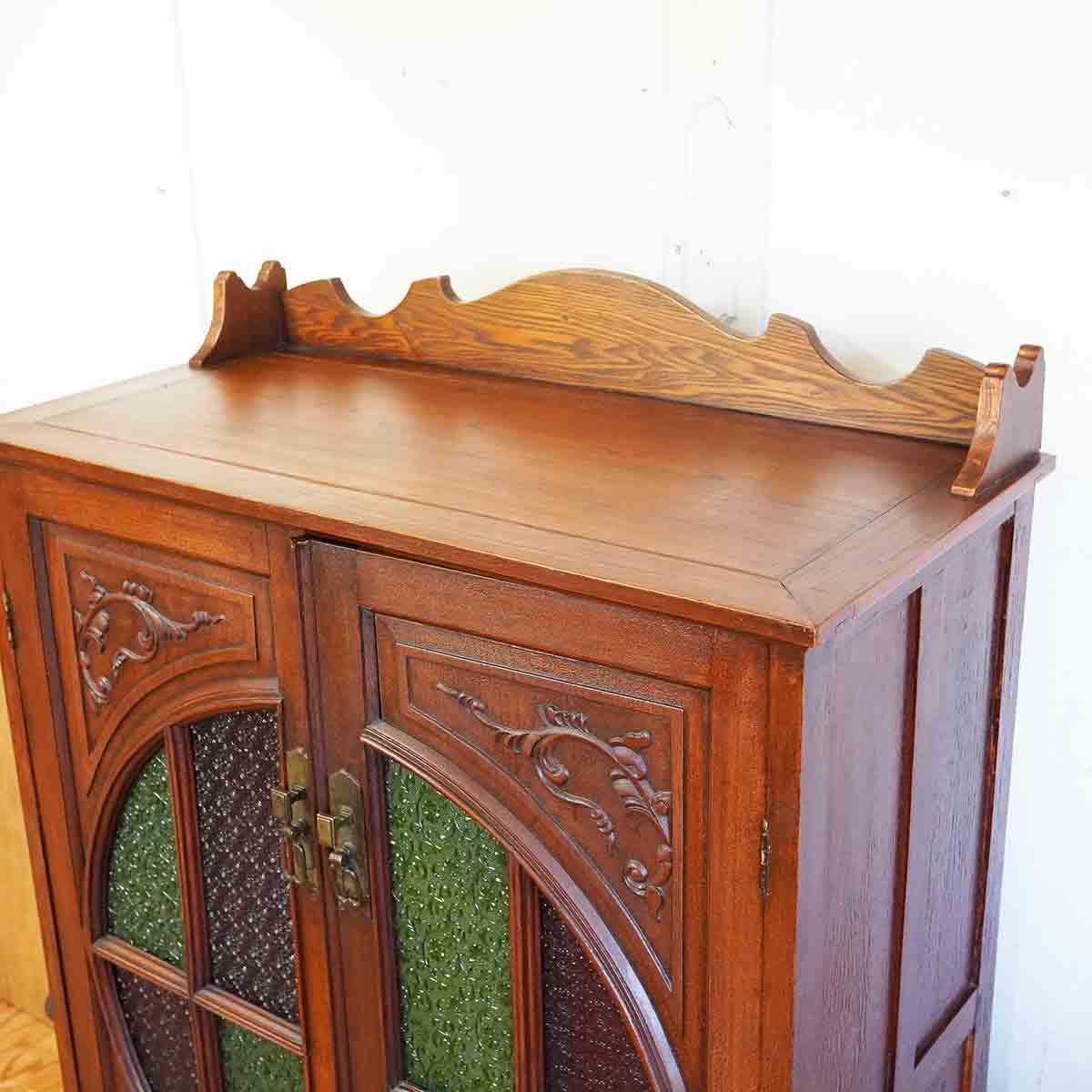 アンティーク キャビネット 色ガラス 収納