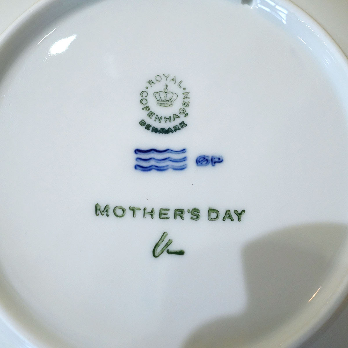 ロイヤルコペンハーゲン / ROYAL COPENHAGEN MORS DAG 1974年 母の日 イヤープレート 【3】 ヴィンテージ