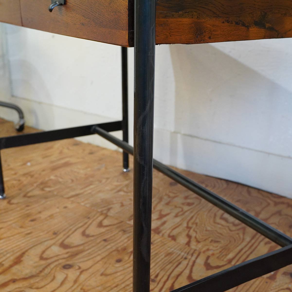 クラッシュゲート / CRASH GATE ラン デスク ビンテージ調 中古