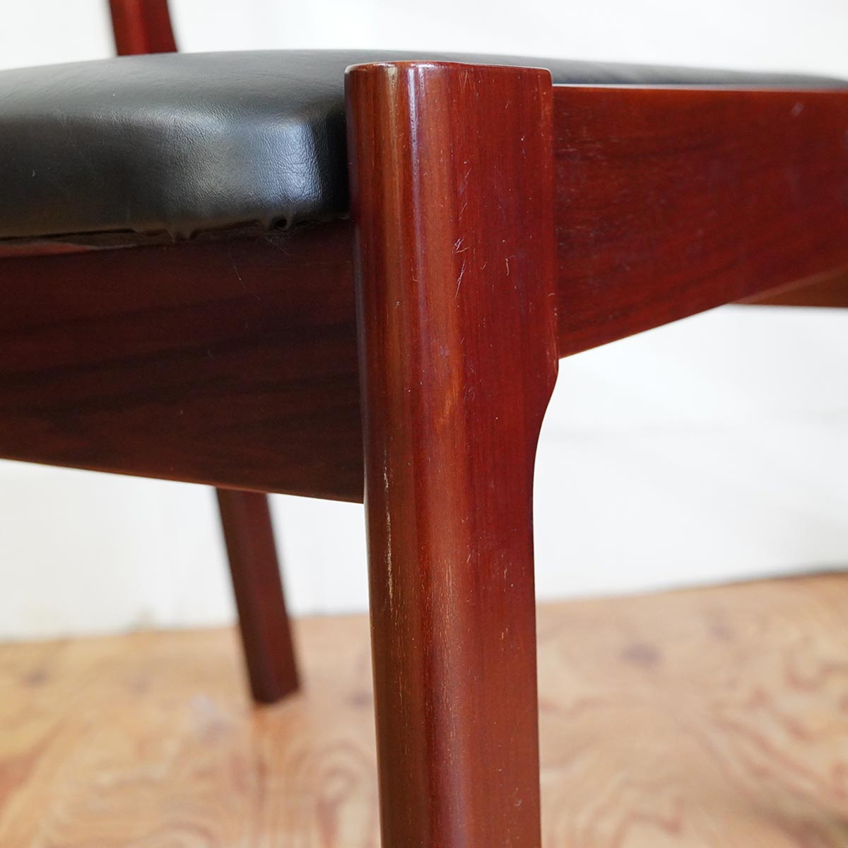天童木工 / Tendo ブラジレイラ / BRASILEIRA ダイニングチェア【4】 ローズウッド ヴィンテージ