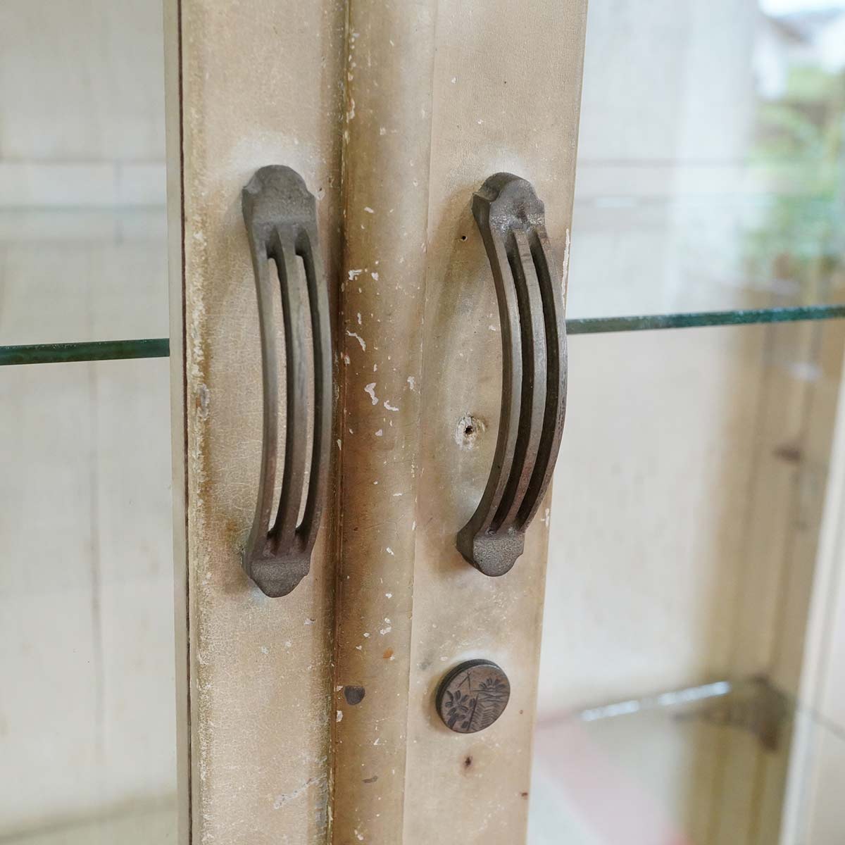 ケビント 医療棚 コレクションボード 飾り棚 キャビネット ホワイト レトロ アンティーク