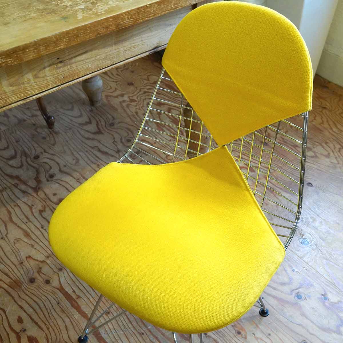 ワイヤーチェア ビキニパッド DKR チャールズ&レイ・イームズ エッフェルベース イエロー 中古