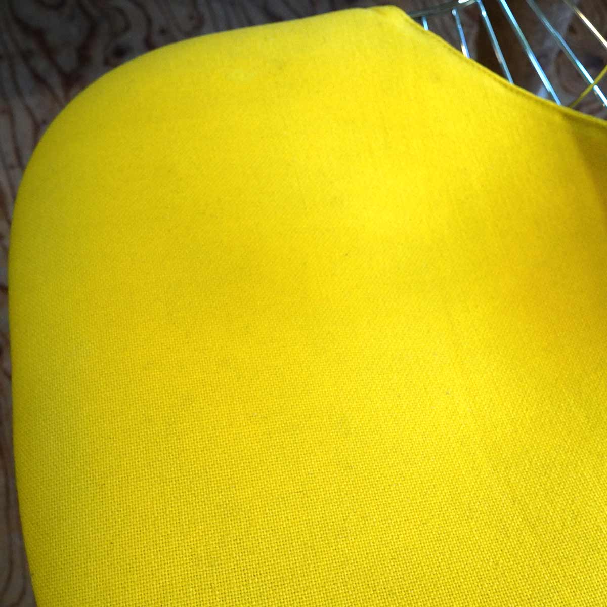 ワイヤーチェア ビキニパッド DKR チャールズ&レイ・イームズ エッフェルベース イエロー 中古