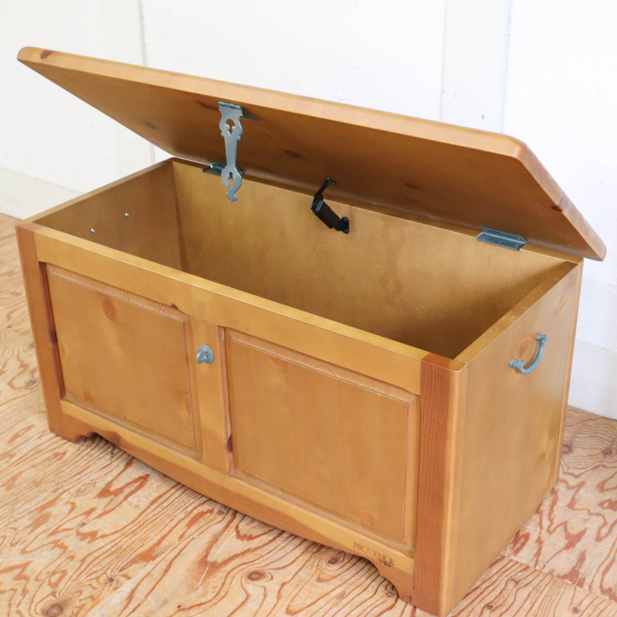 コスガ / KOSUGA プロヴァンスシリーズ ベンチBOX パイン材 中古