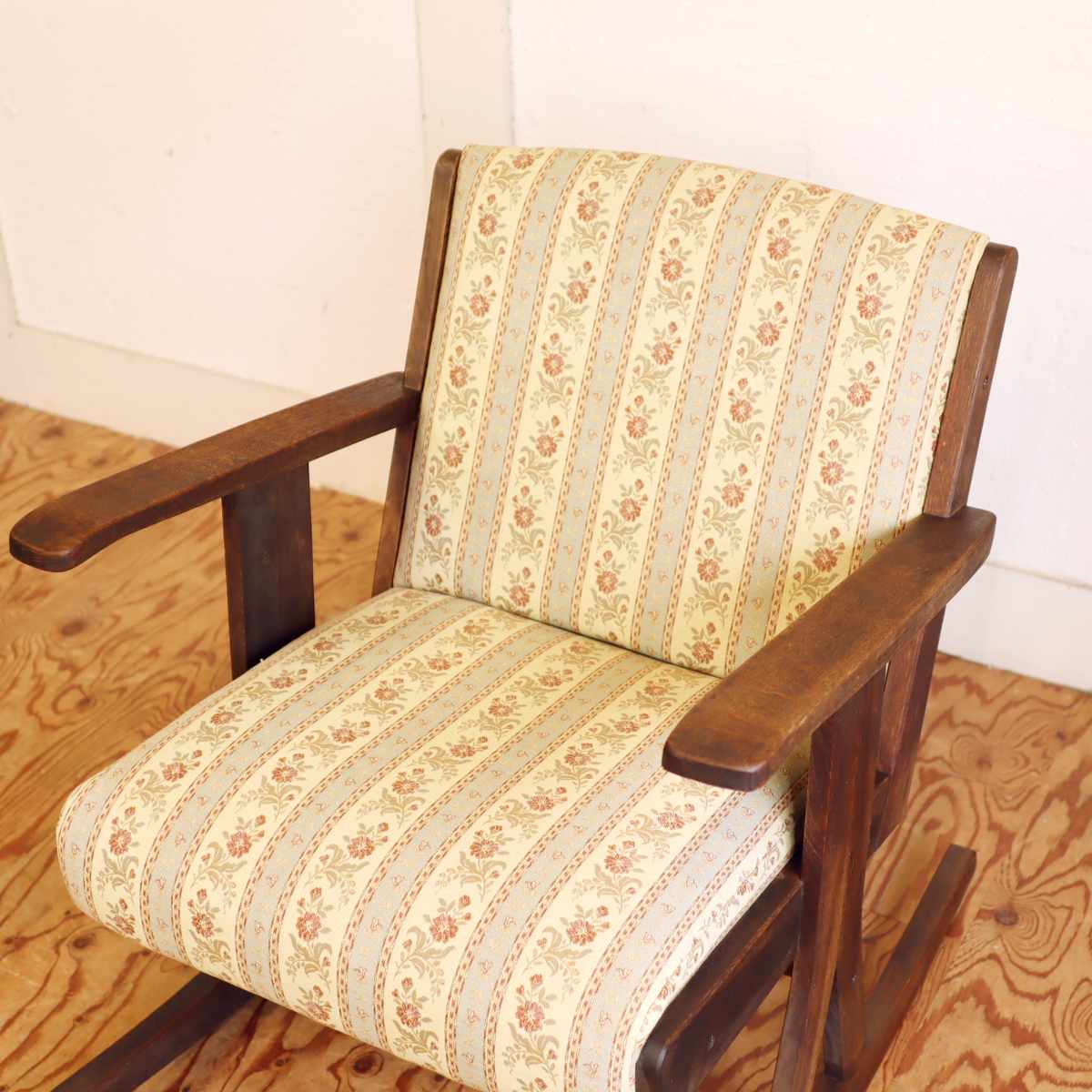 飛騨家具 ロッキングチェア【2】花柄 クラシック アンティーク