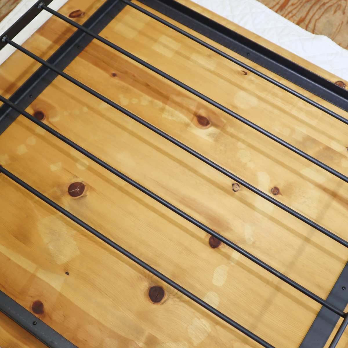 アイアン脚とパイン材のダイニングテーブル インダストリアル 中古