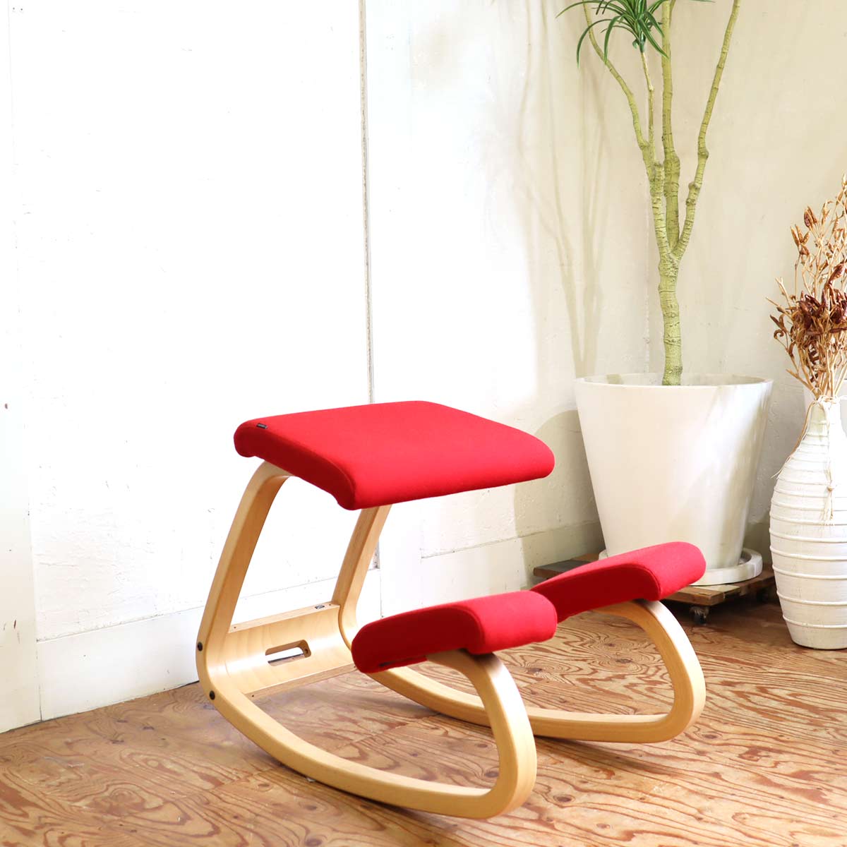 ヴァリエール / VARIER バリアブル / VARIABLE バランスチェア 赤 ピーター・オプスヴィック 中古