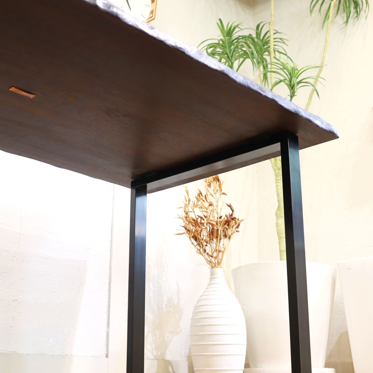 リバイブモブラープロジェクト タガヤサン 一枚板 無垢材 ダイニングテーブル リメイク家具 再生家具 地球環境にいちばん優しい家具