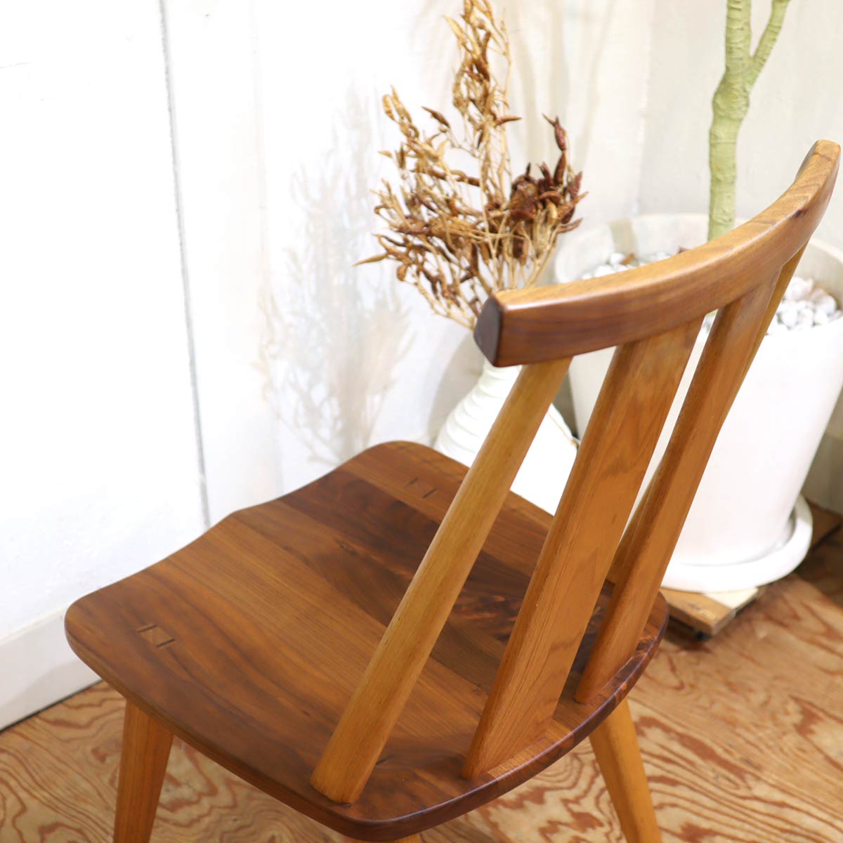 シラカワ ダイニングチェア 飛騨家具 ハイバックチェア ウォールナット 【2】 中古