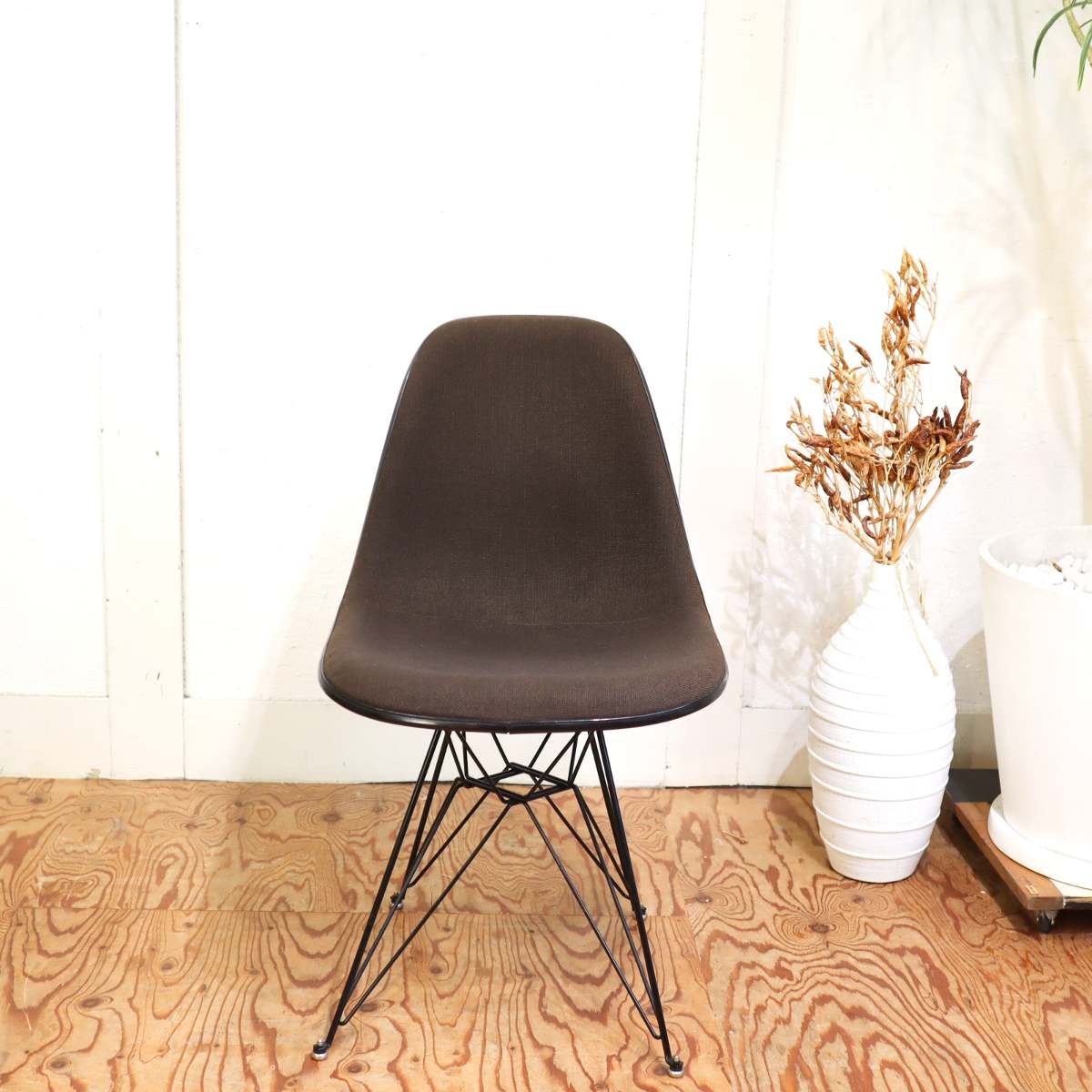 ハーマンミラー / Herman Miller サイドシェルチェア 【2】 チャールズ&レイ・イームズ エッフェルベース ヴィンテージ<i>動画</i>