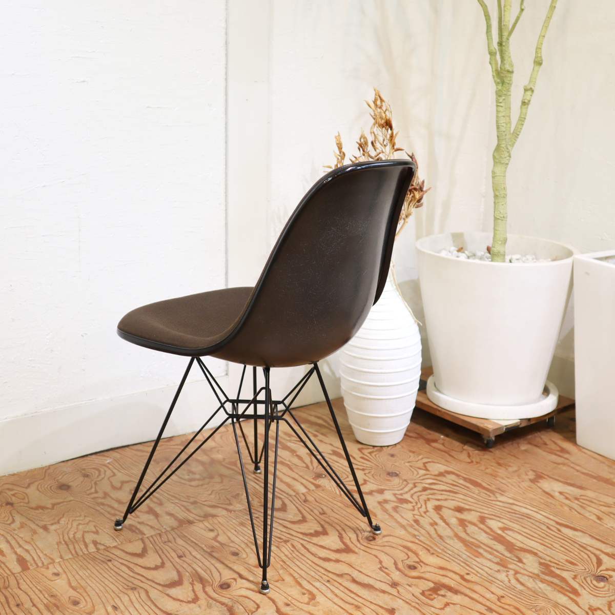 ハーマンミラー / Herman Miller サイドシェルチェア 【2】 チャールズ&レイ・イームズ エッフェルベース ヴィンテージ<i>動画</i>