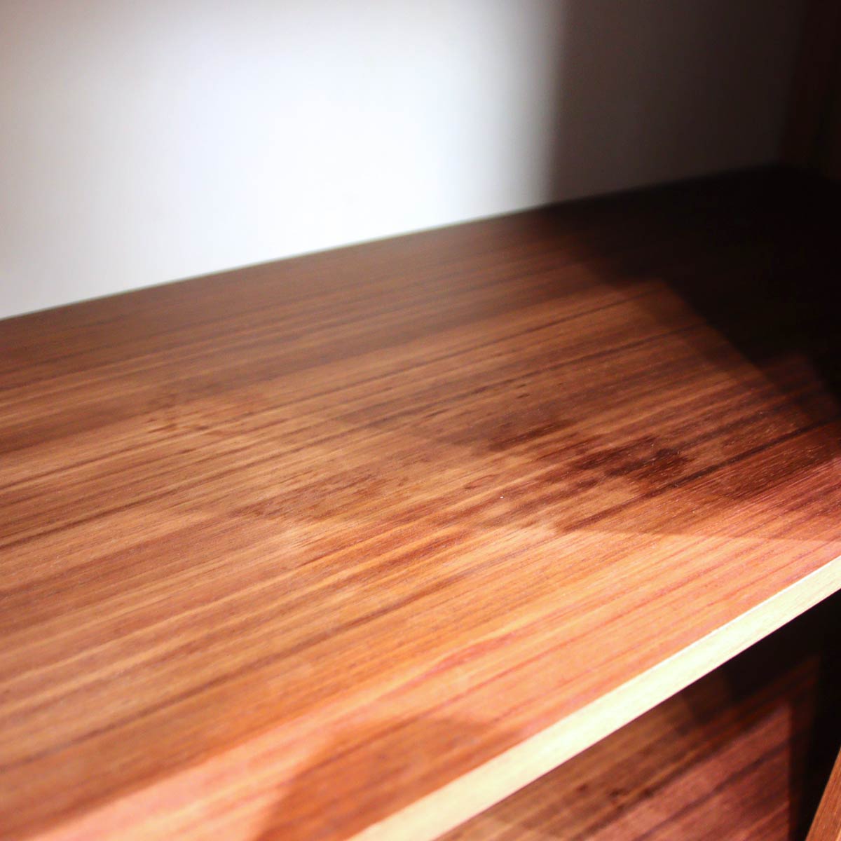 ミドルボード キャビネット 北欧 スウェーデン製 ヴィンテージ