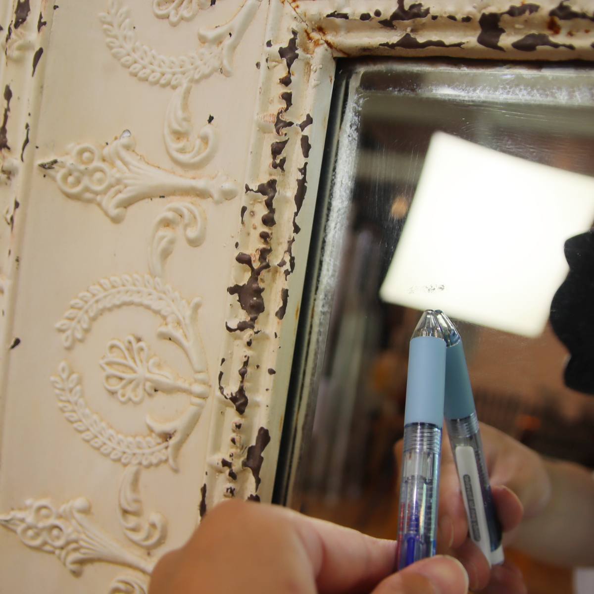 ウォールミラー シャビー アンティーク仕上げ 中古