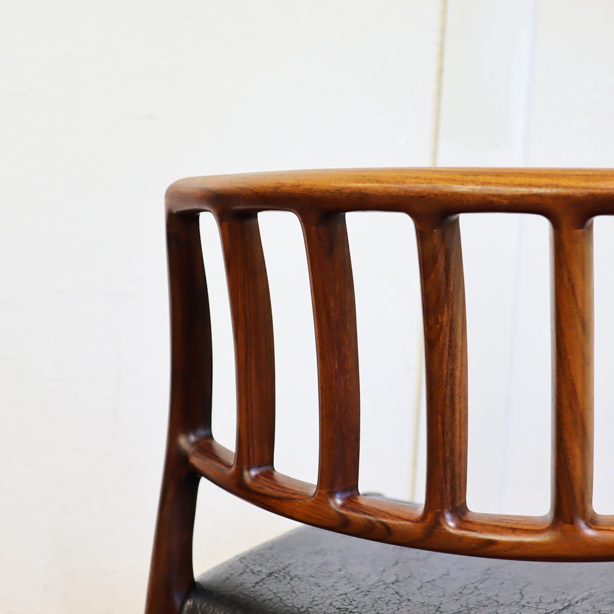 J.L.モラー / J.L.Moller No.83 チェア ダイニングチェア ニールス・O・モラ― 中古