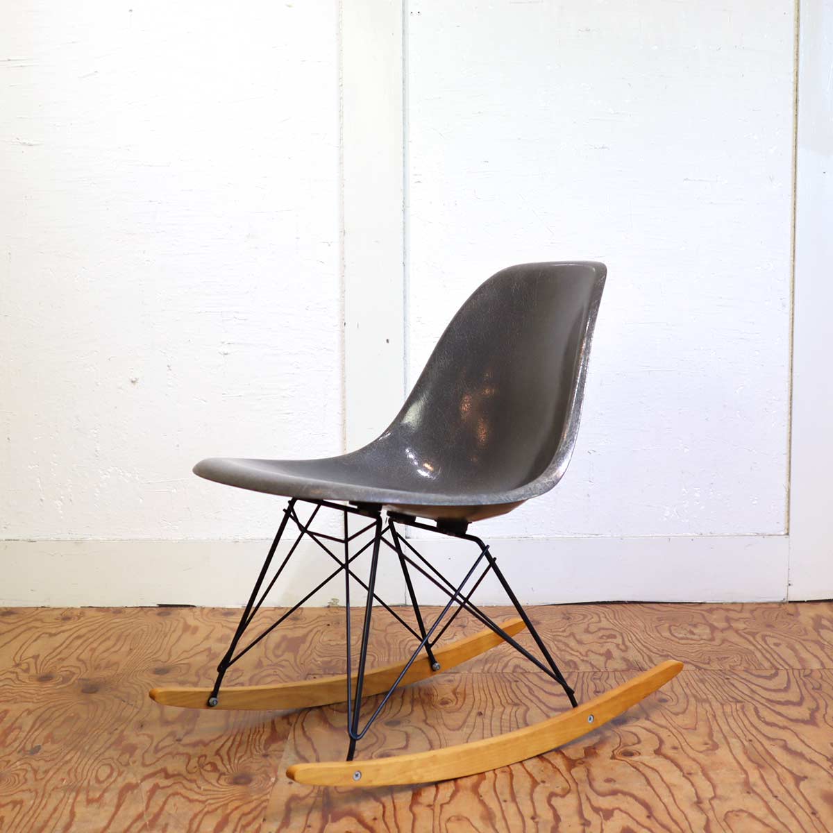 ハーマンミラー / Herman Miller サイドシェルチェア 2nd ロッカー 