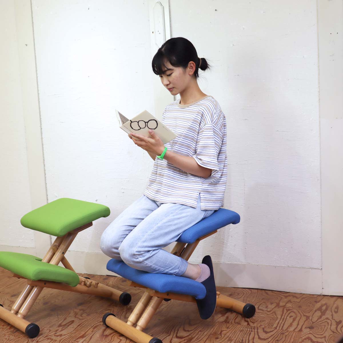 ヴァリエール / VARIER バランスチェア マルチ・バランス / MULTI ブルー ジュニアアタッチメント付 ピーター・オプスヴィック ストッケ 中古