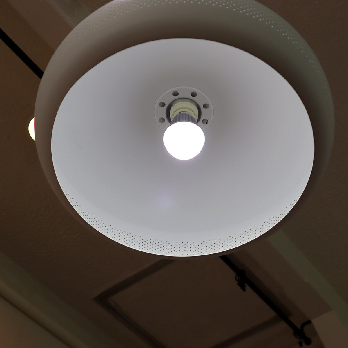 ウメイ / UMAGE クラヴァダイン / Clava Dine ペンダントライト 1灯【1】 ホワイト / matt white 照明 北欧デンマーク 中古