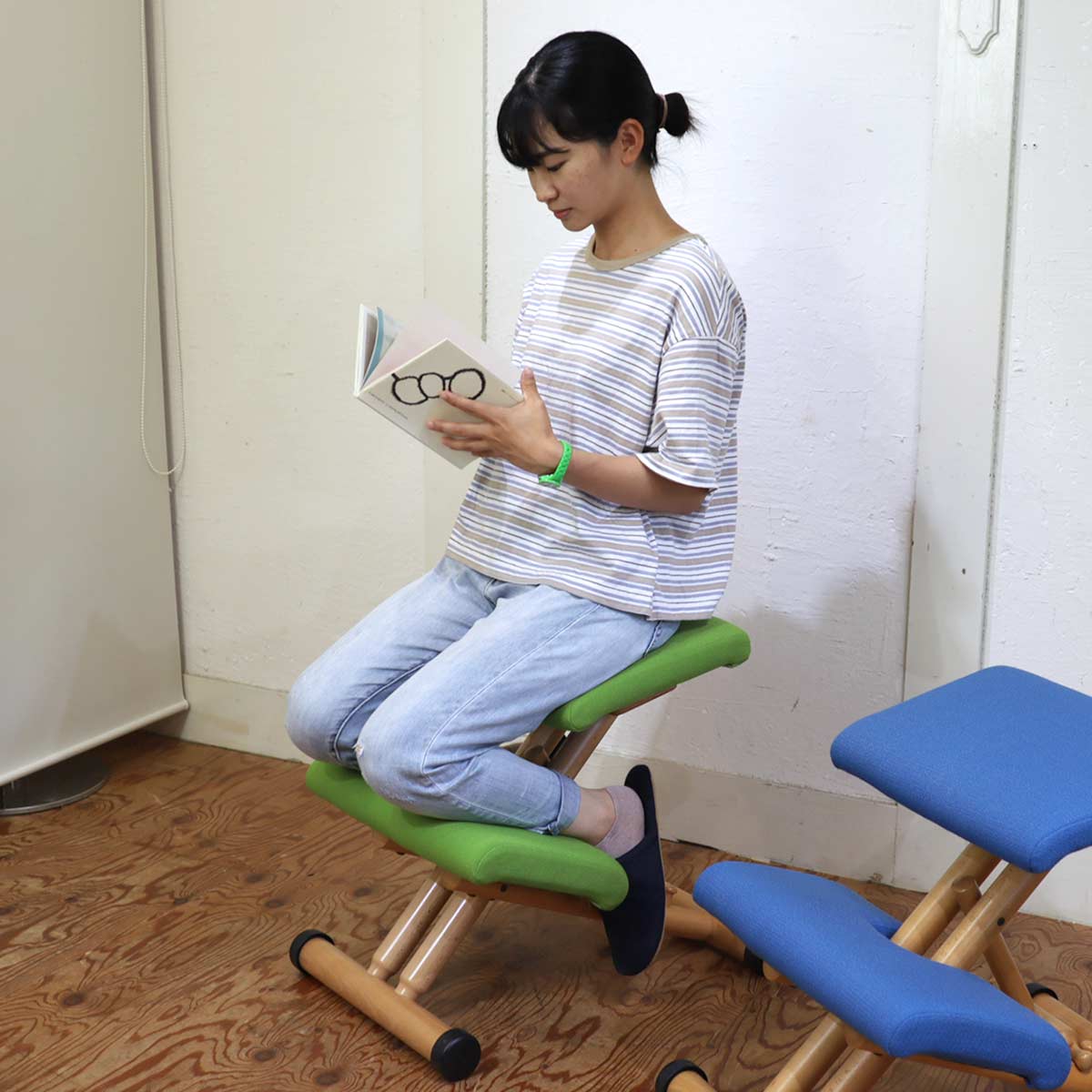 ヴァリエール / VARIER バランスチェア マルチ・バランス / MULTI グリーン ジュニアアタッチメント付 ピーター・オプスヴィック ストッケ 中古