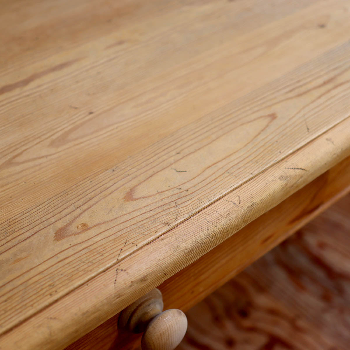 パイン材 ダイニングテーブル 作業台 4人掛け ヴィンテージ