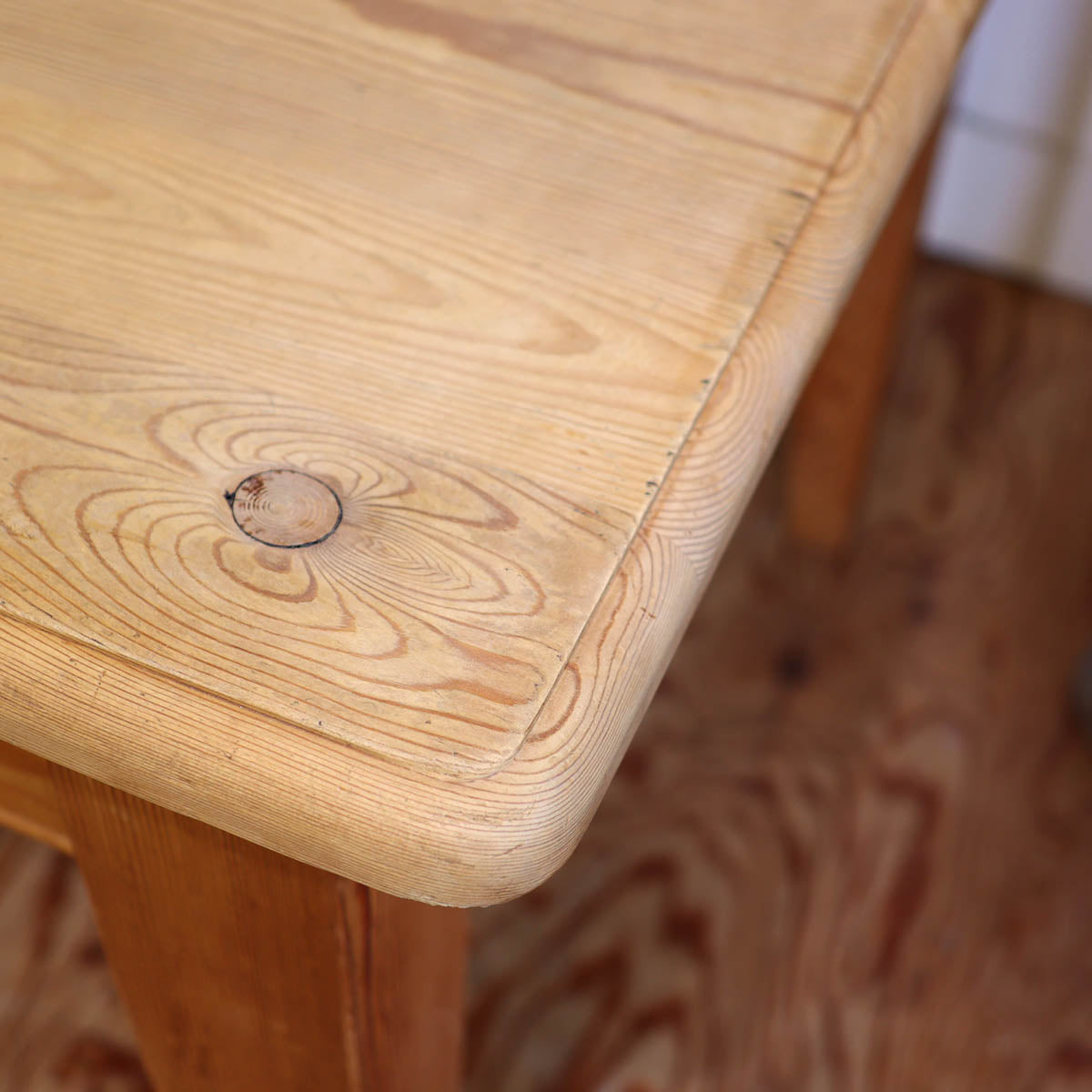 パイン材 ダイニングテーブル 作業台 4人掛け ヴィンテージ