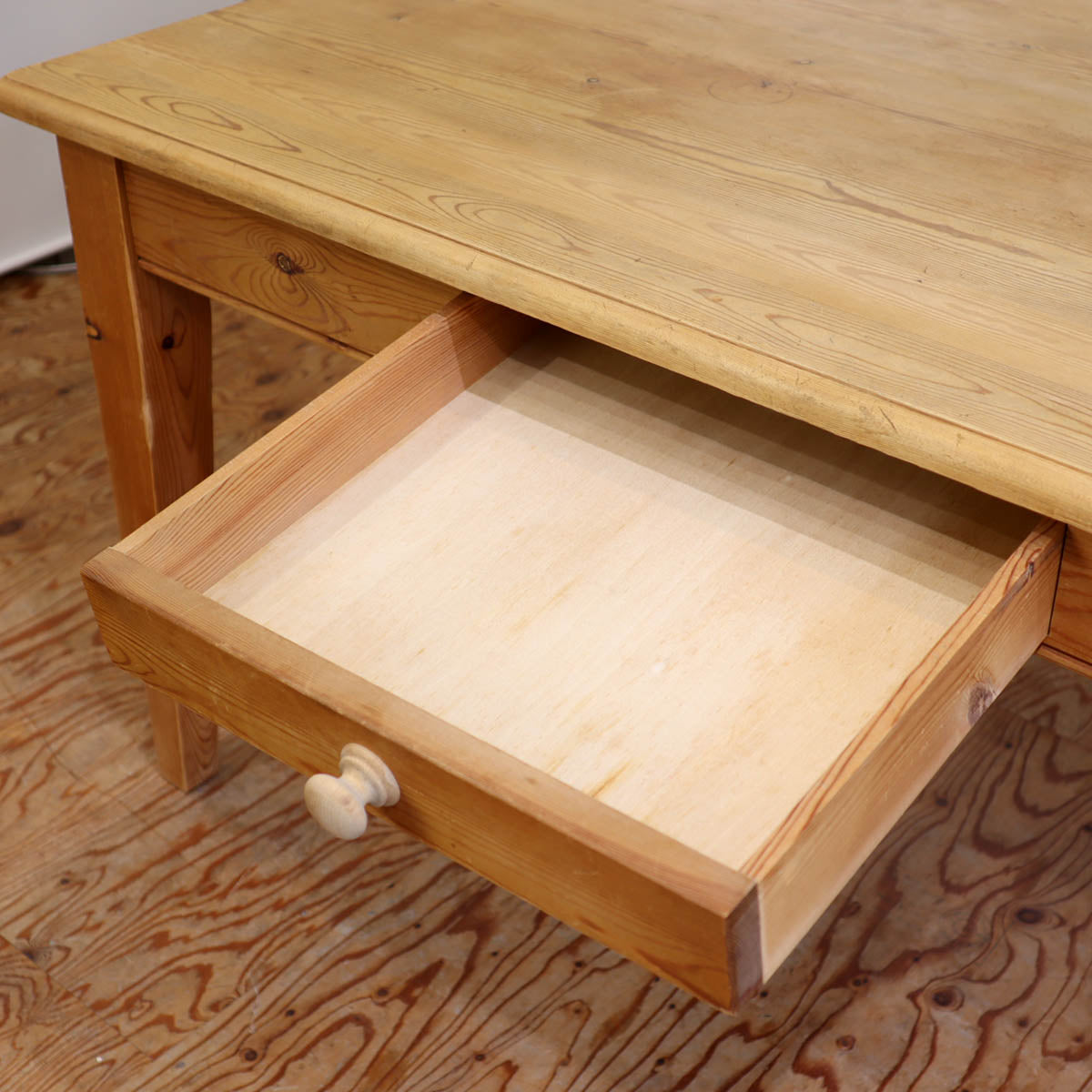 パイン材 ダイニングテーブル 作業台 4人掛け ヴィンテージ