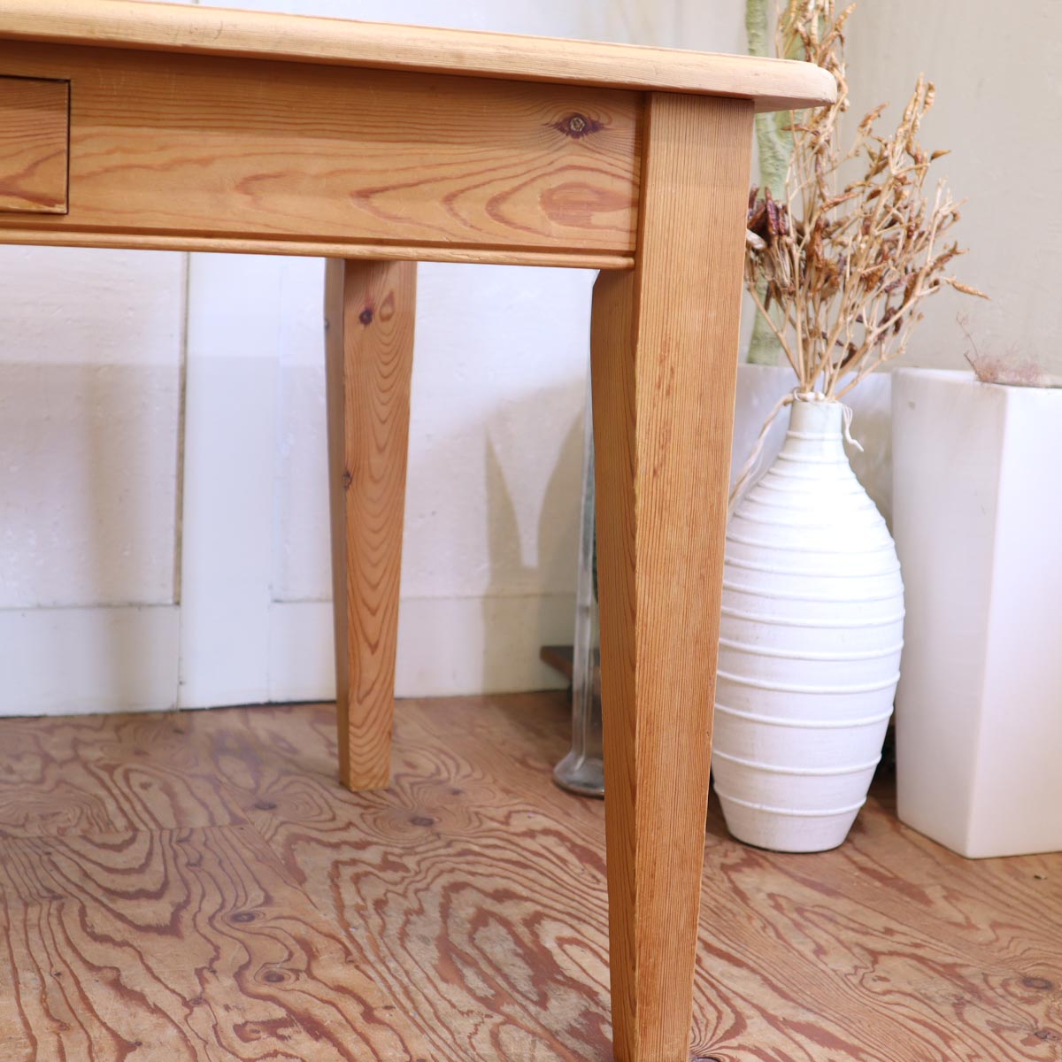 パイン材 ダイニングテーブル 作業台 4人掛け ヴィンテージ