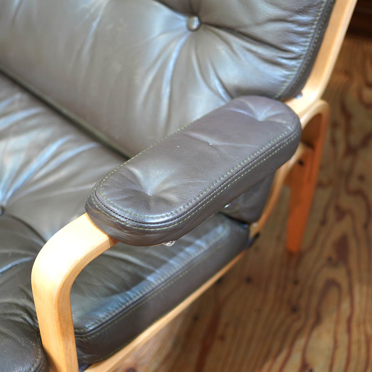 DUX社  イージーチェア 1人掛けソファ アームチェア ブルーノ・マットソン 本革 北欧 ヴィンテージ