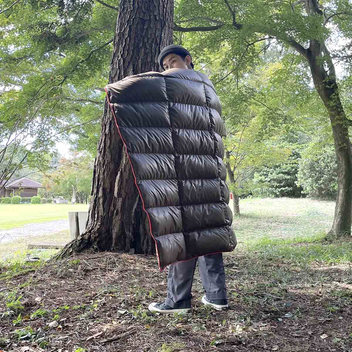 ダウンブランケット ダウンケット アウトドアで使えるひざ掛け 不要になった羽毛布団から再生した100%リサイクル素材 リバイブモブラープロジェクト