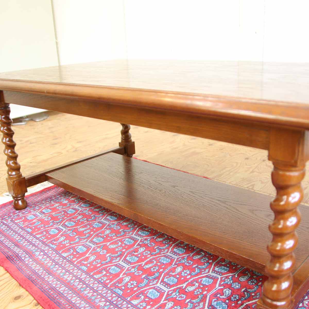 ツイストレッグ ローテーブル センターテーブル 英国アンティーク