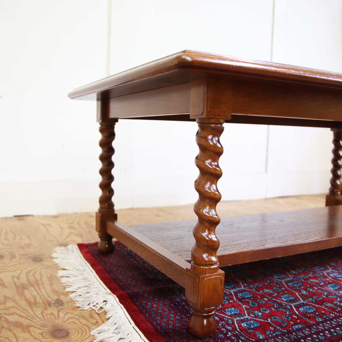 ツイストレッグ ローテーブル センターテーブル 英国アンティーク