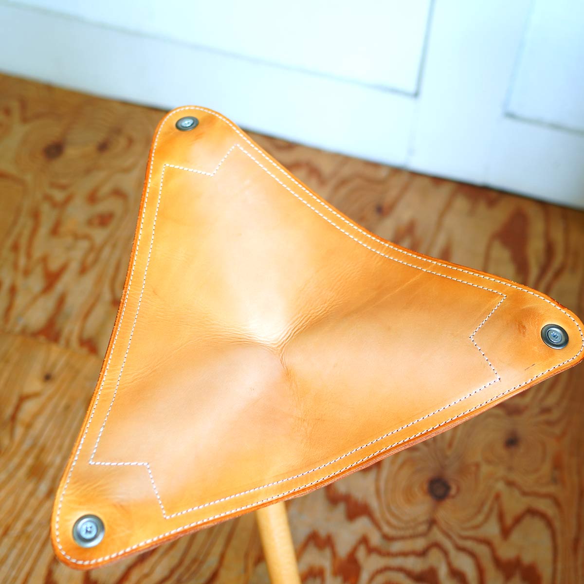 ハンティングチェア スツール 本革 アウトドア キャンプ 中古