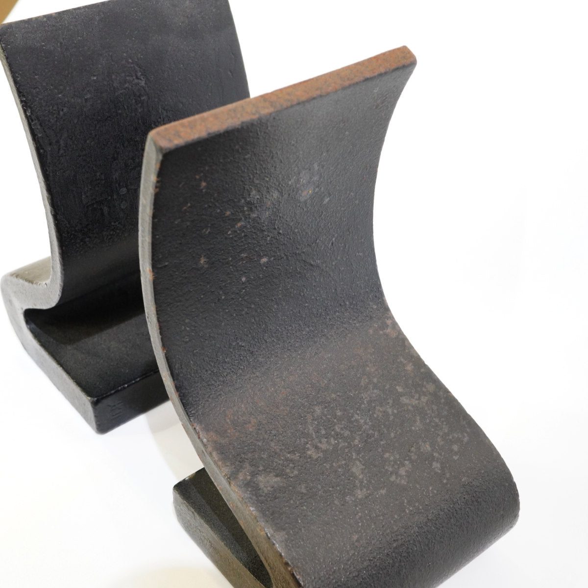 小笠原鋳造所 ブックエンド F型 2個セット 南部鉄器 小笠原陸兆 中古