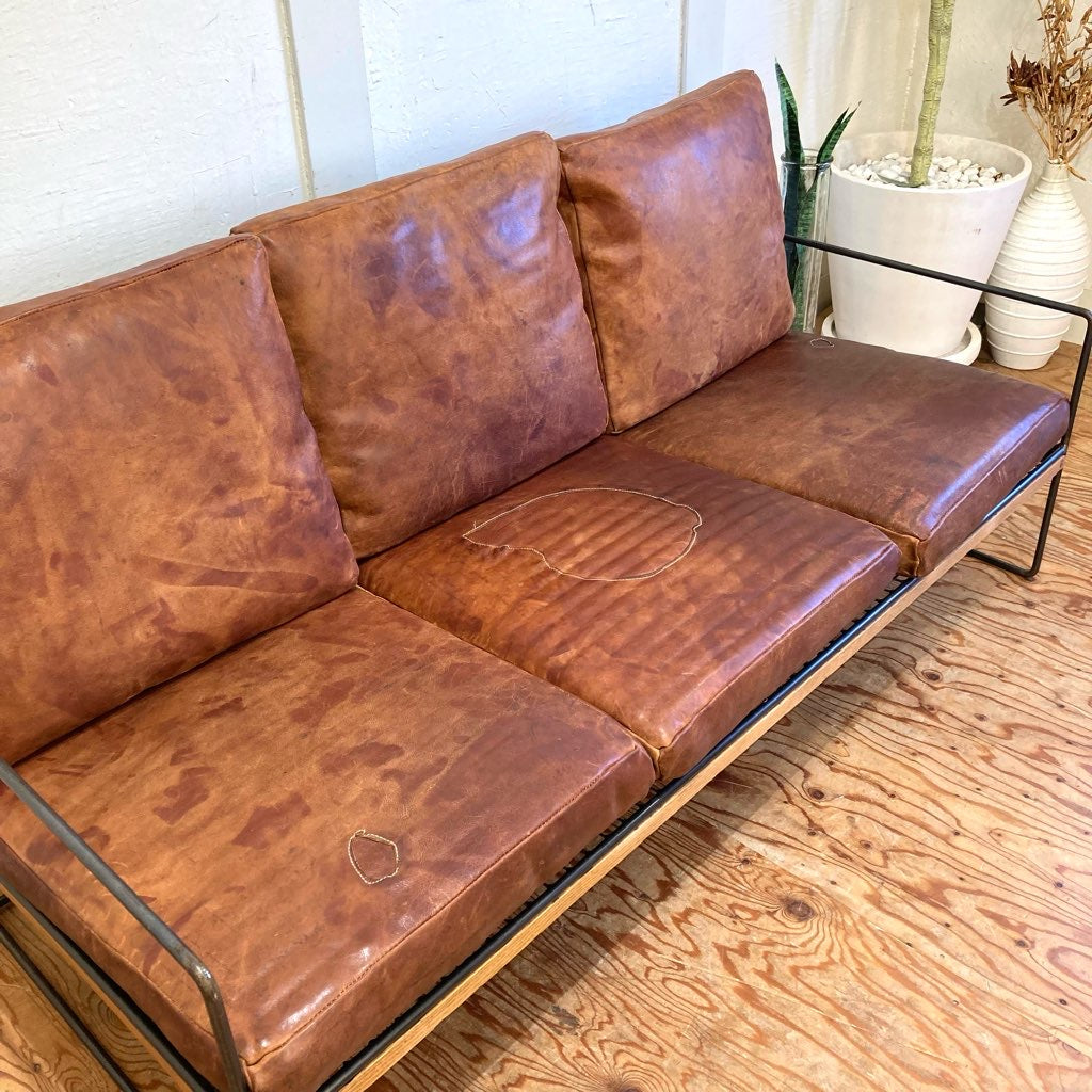 ハチカグ / HACHI KAGU 3人掛け ソファ WI 3P SOFA 牛革 8デザインオリジナルソファ 中古