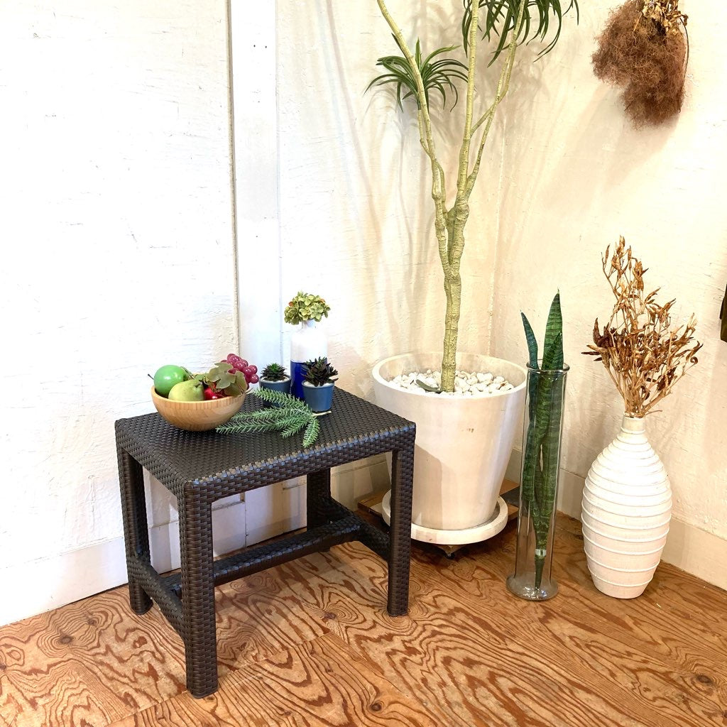 デドン / DEDON スツール サイドテーブル ラタン編み 展示品 中古 