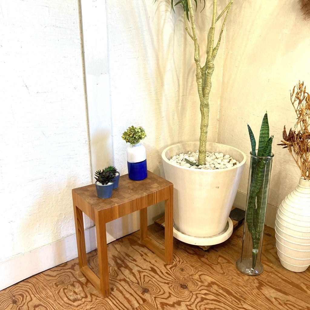 SUGI LIFE 智頭杉の匠 寄木 スツール 展示品