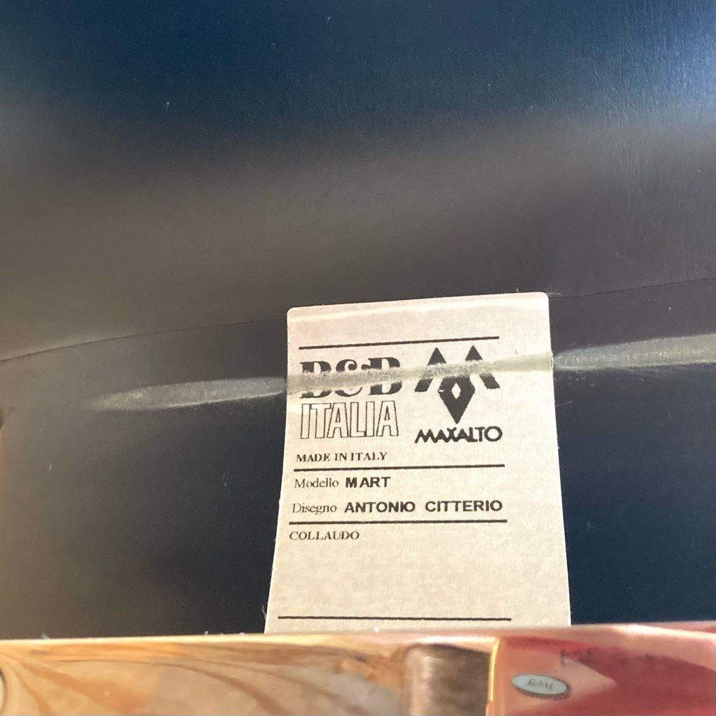 ビー&ビー イタリア / B&B Italia マート / Mart ラウンジチェア ブラック 本革 リクライニング 展示品