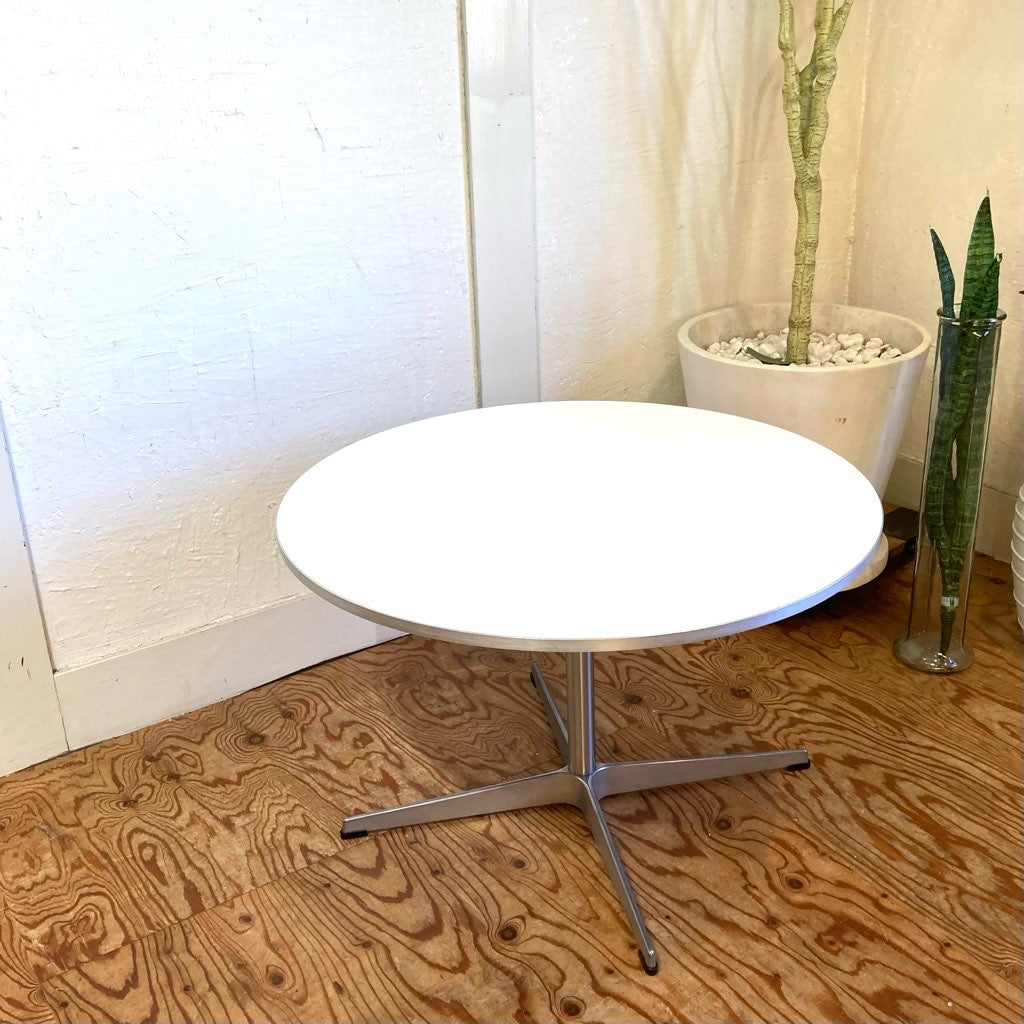 フリッツ・ハンセン / FRITZ HANSEN 円形 コーヒーテーブル A222 