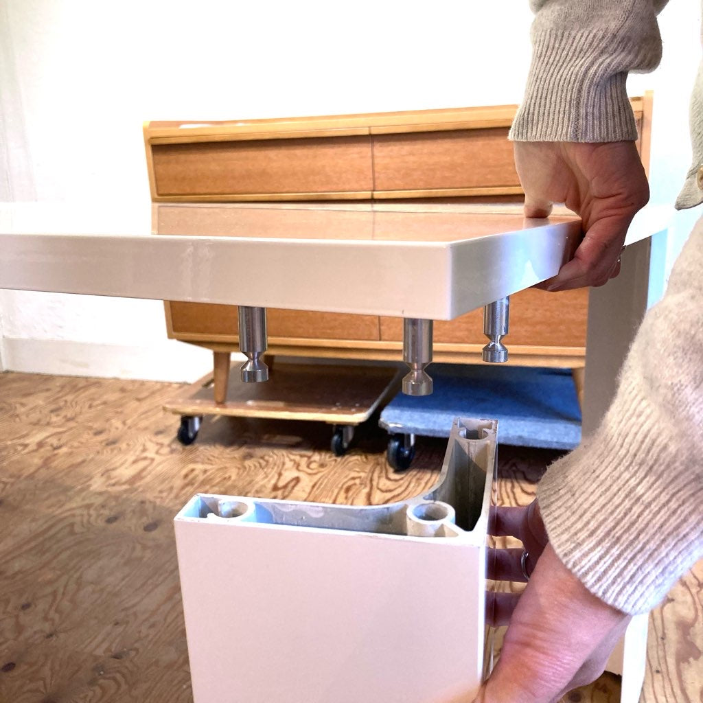 フクラ / HUKLA アルミハニカム ダイニングテーブル ELD002 中古