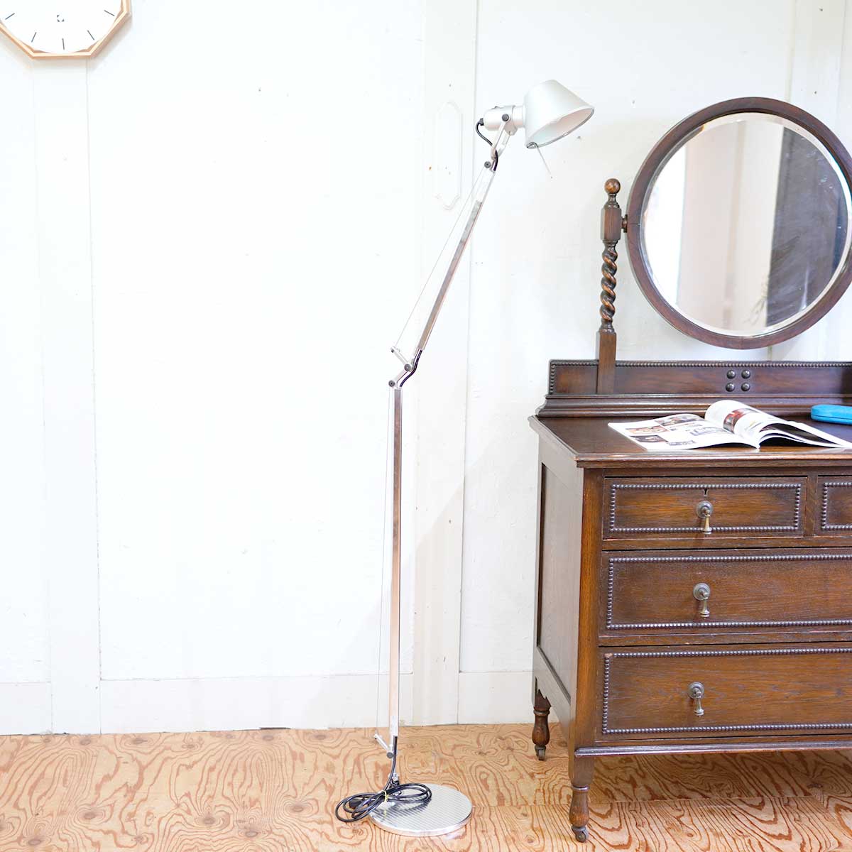 アルテミデ / Artemide トロメオ リーディング フロアライト 中古