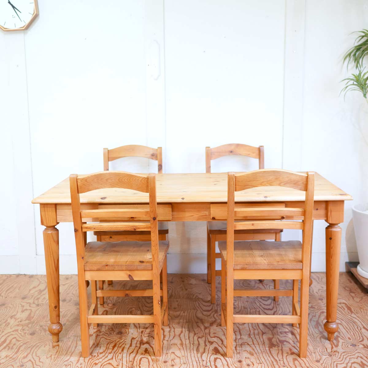 シャルドネ / CHARDONNAY ダイニング 5点セット テーブル チェア パイン材 両面引き出し 作業台 中古