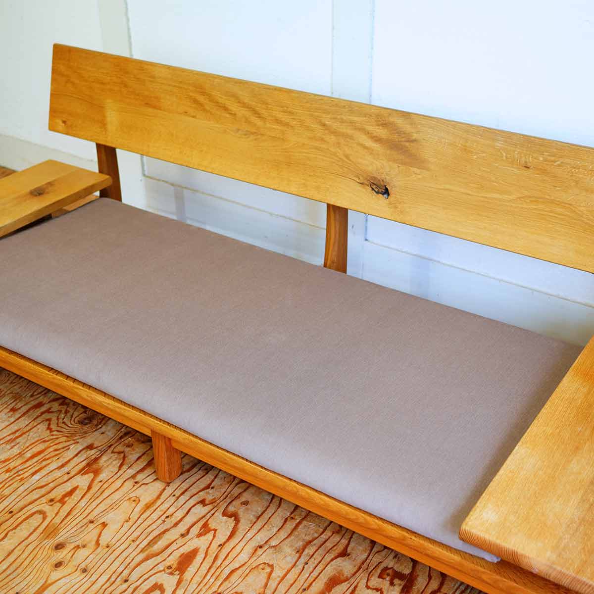 飛騨産業 / HIDA キツツキ 森のことば 3Pソファ ローソファ 佐々木 敏光 中古