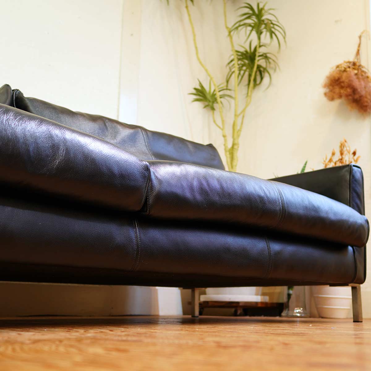 アイラーセン / eilersen ストリームラインソファ トリプルソファ 3人掛け 本革 ブラック ACTUS 中古